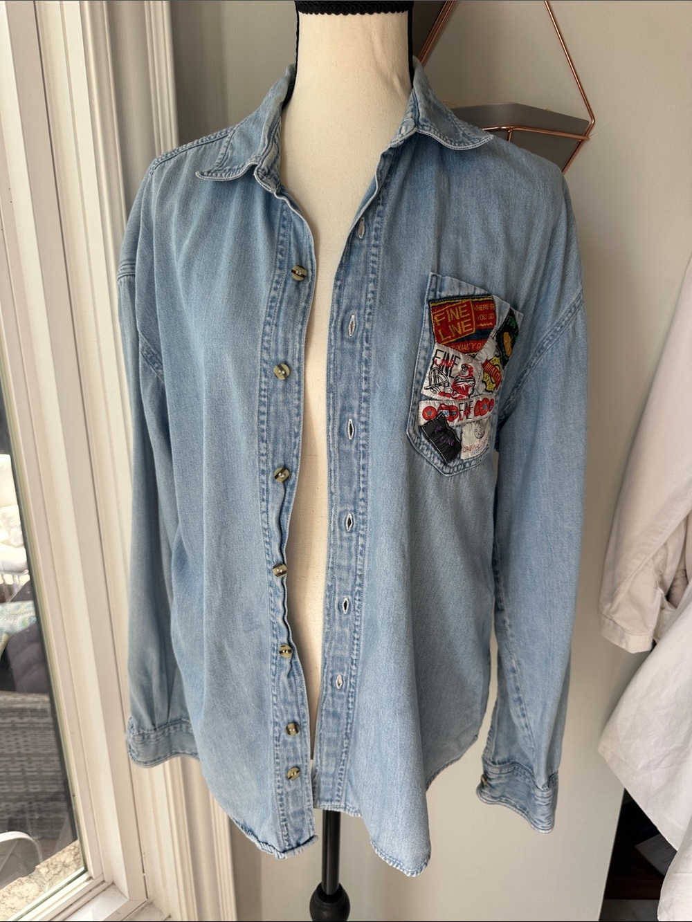 VINTAGE 90s Classic Blue Jean Denim Button Down Up Patch Pocket Shirt Medium